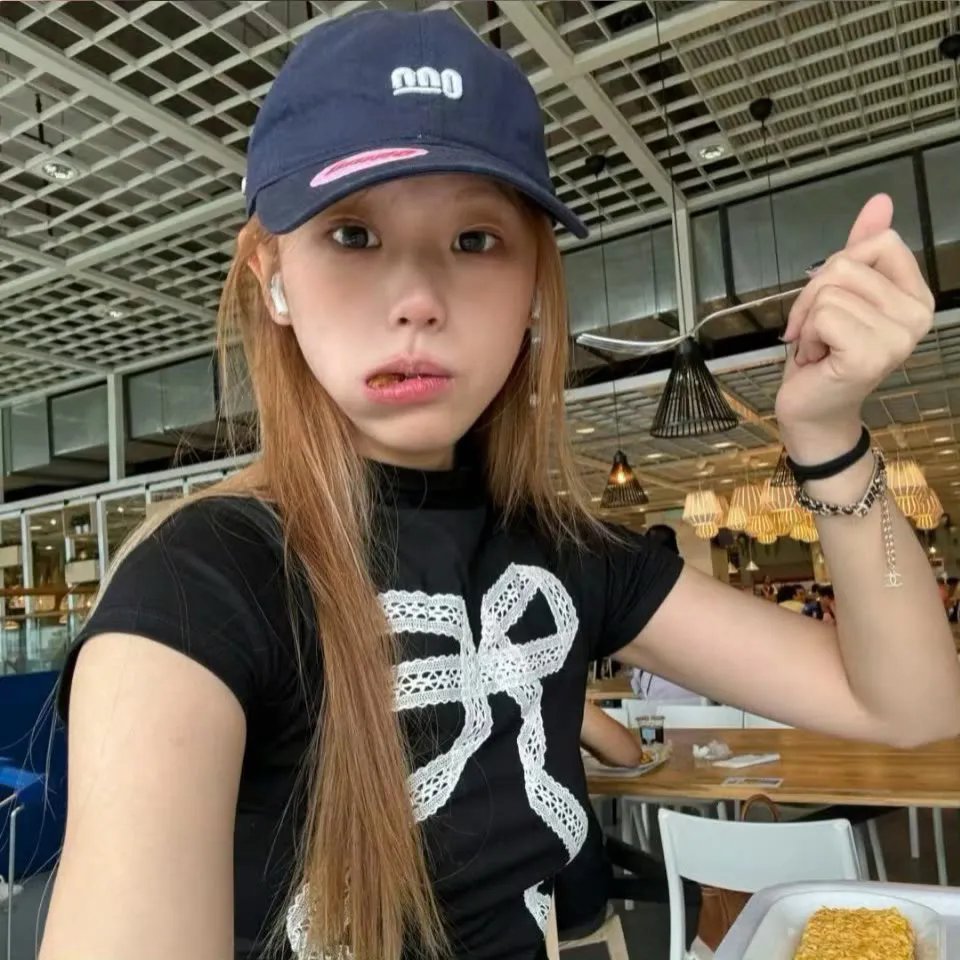 "妈妈"
